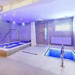 Marie Luisa - Free Parking Отель 3*