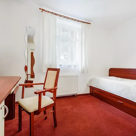 호텔 마리 - 루이자 3*