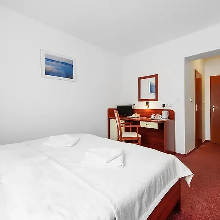 호텔 마리 - 루이자 3*