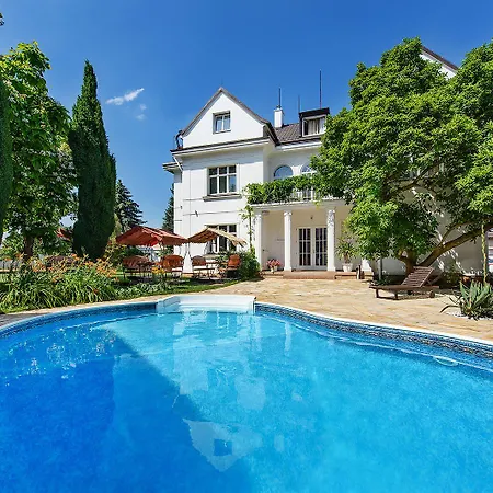 호텔 마리 - 루이자 3*