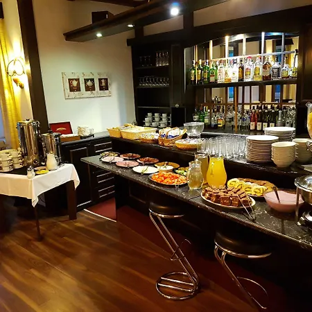 호텔 마리 - 루이자 3*