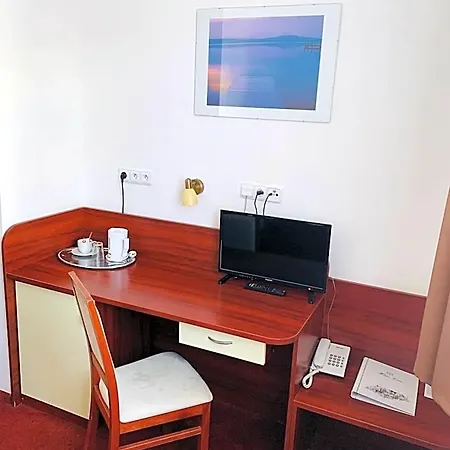 Hotel Marie Luisa - Free Parking