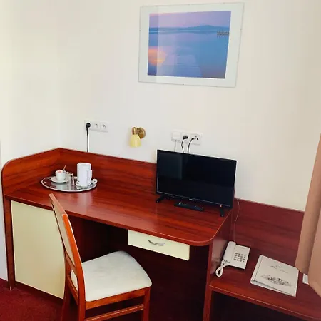 מלון Marie - Luisa